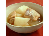 鮭缶と大根の煮物